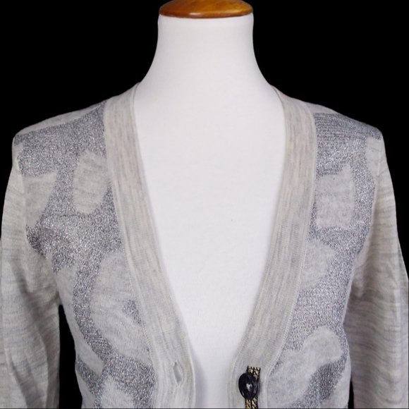 NWT BKE Boutique 93% Wool Cardigan Sweater Size L Gray Silver Metallic Thin Knit - Picture 4 of 9